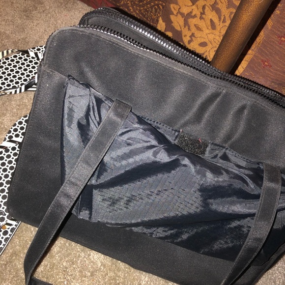 Kenneth Cole Reaction laptop/brief case - Picture 7 of 13